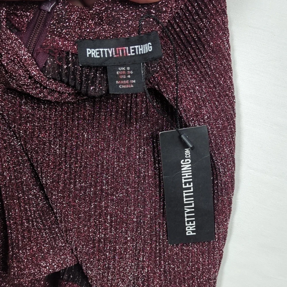 PrettyLittleThing Glittery Romper Burgundy- Copy - Picture 10 of 13